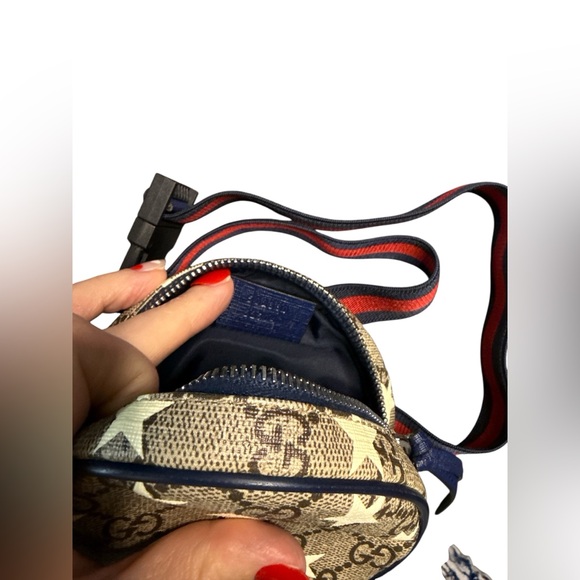 Gucci Supreme GG Beige and White Star Pattern Belt Bag Red Blue Beige - Picture 6 of 7